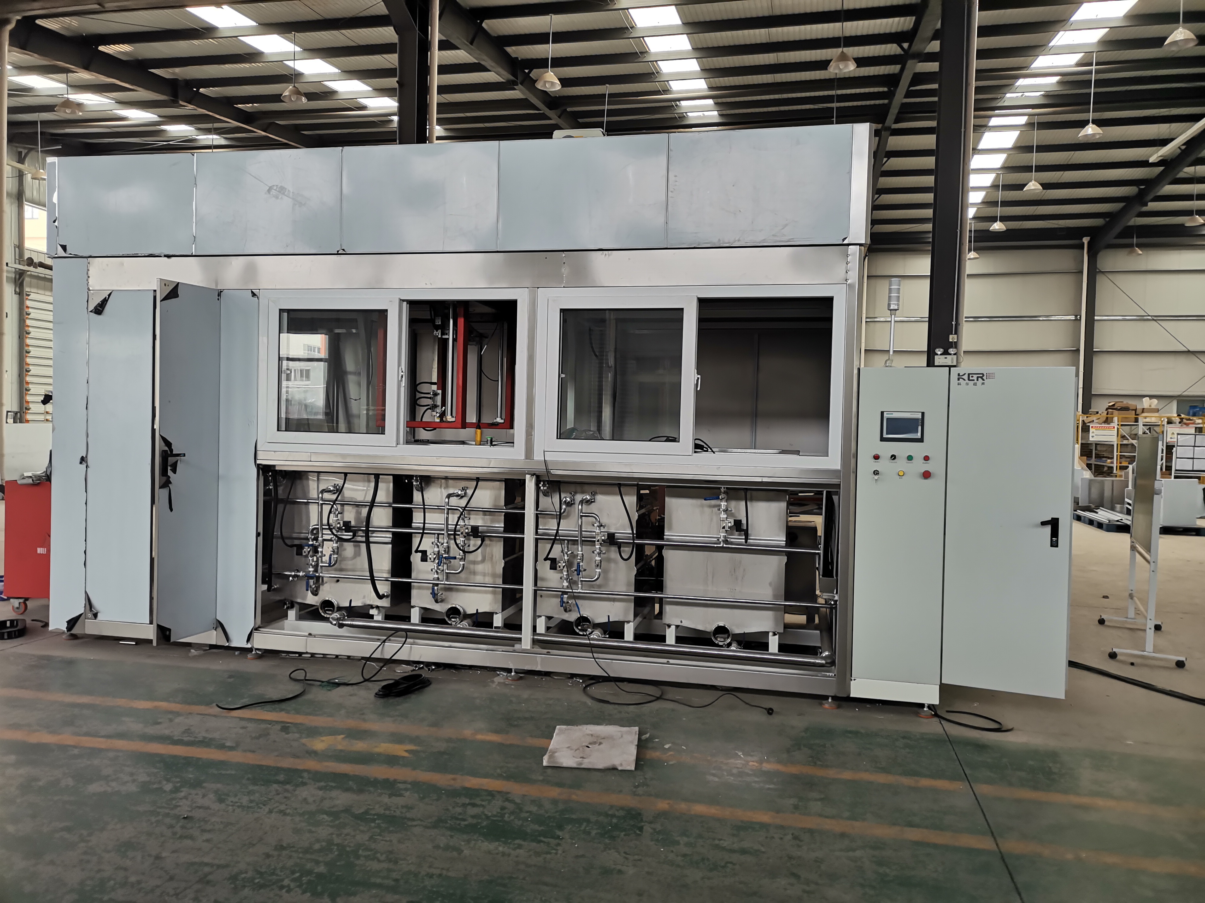 全自動四槽超聲波清洗機2 全自動四槽超聲波清洗機2